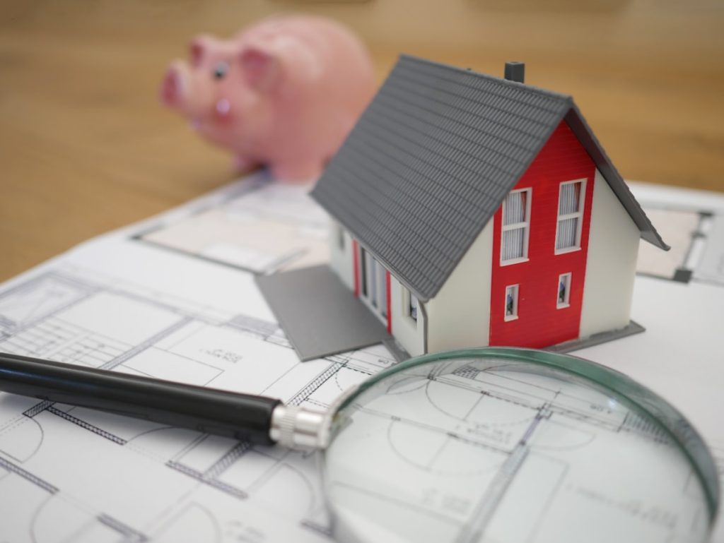 Guía de Impuestos y Gastos al Comprar una Vivienda en España